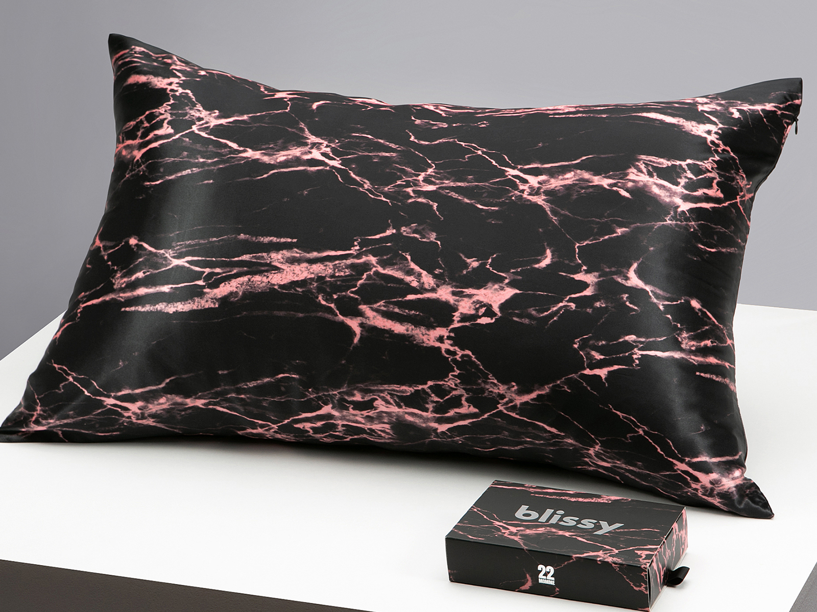 Blissy Standard 100% Mulberry Silk Pillowcase | Blk Marble